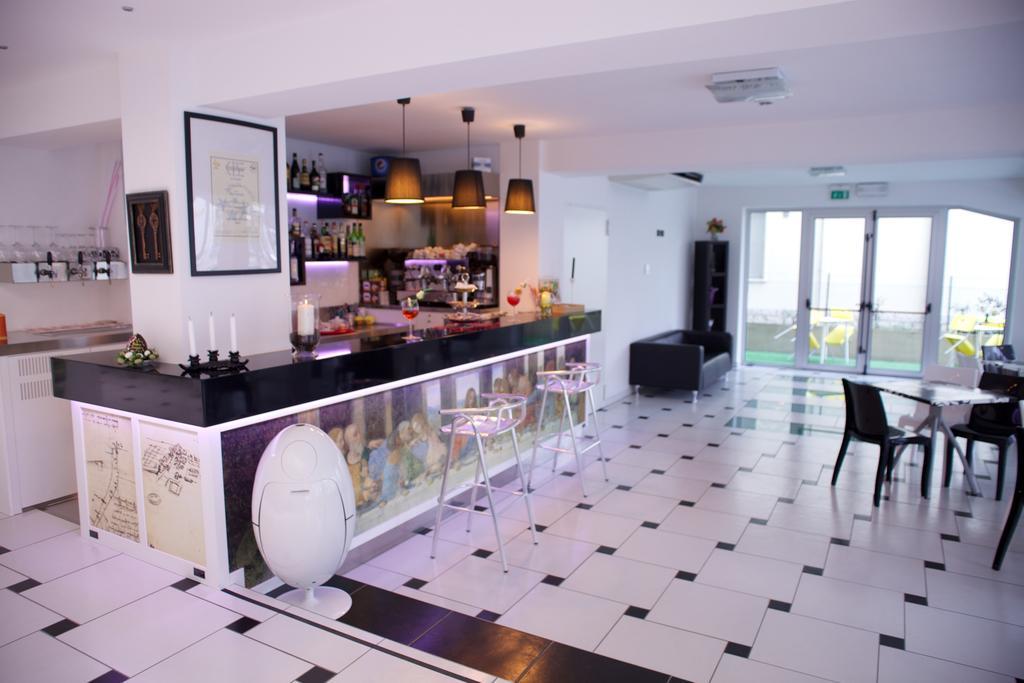 Hotel Leonardo Cesenatico Eksteriør bilde