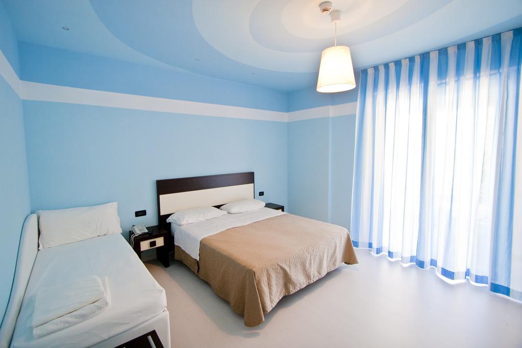 Hotel Leonardo Cesenatico Eksteriør bilde