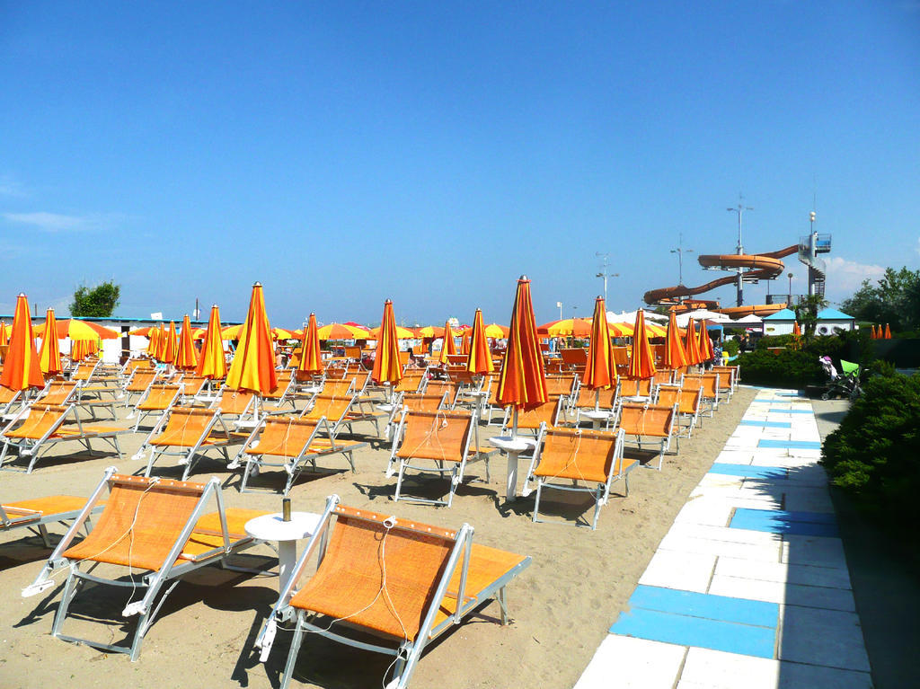 Hotel Leonardo Cesenatico Eksteriør bilde