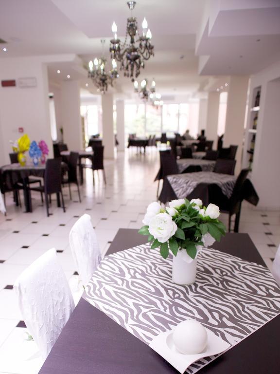Hotel Leonardo Cesenatico Eksteriør bilde