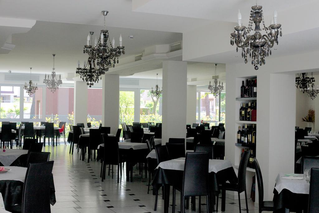 Hotel Leonardo Cesenatico Eksteriør bilde